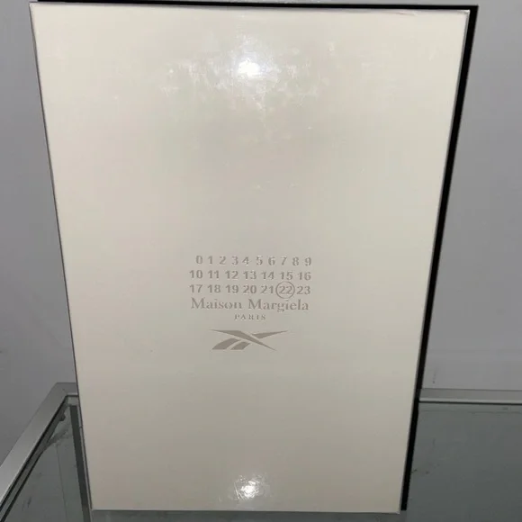 Maison Margiela x Reebok classic edition memory of sneakers 9US​​​​